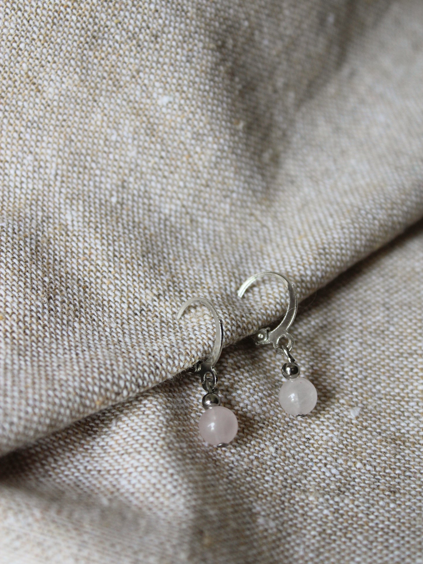 Ohrringe mit Rosenquarzperle