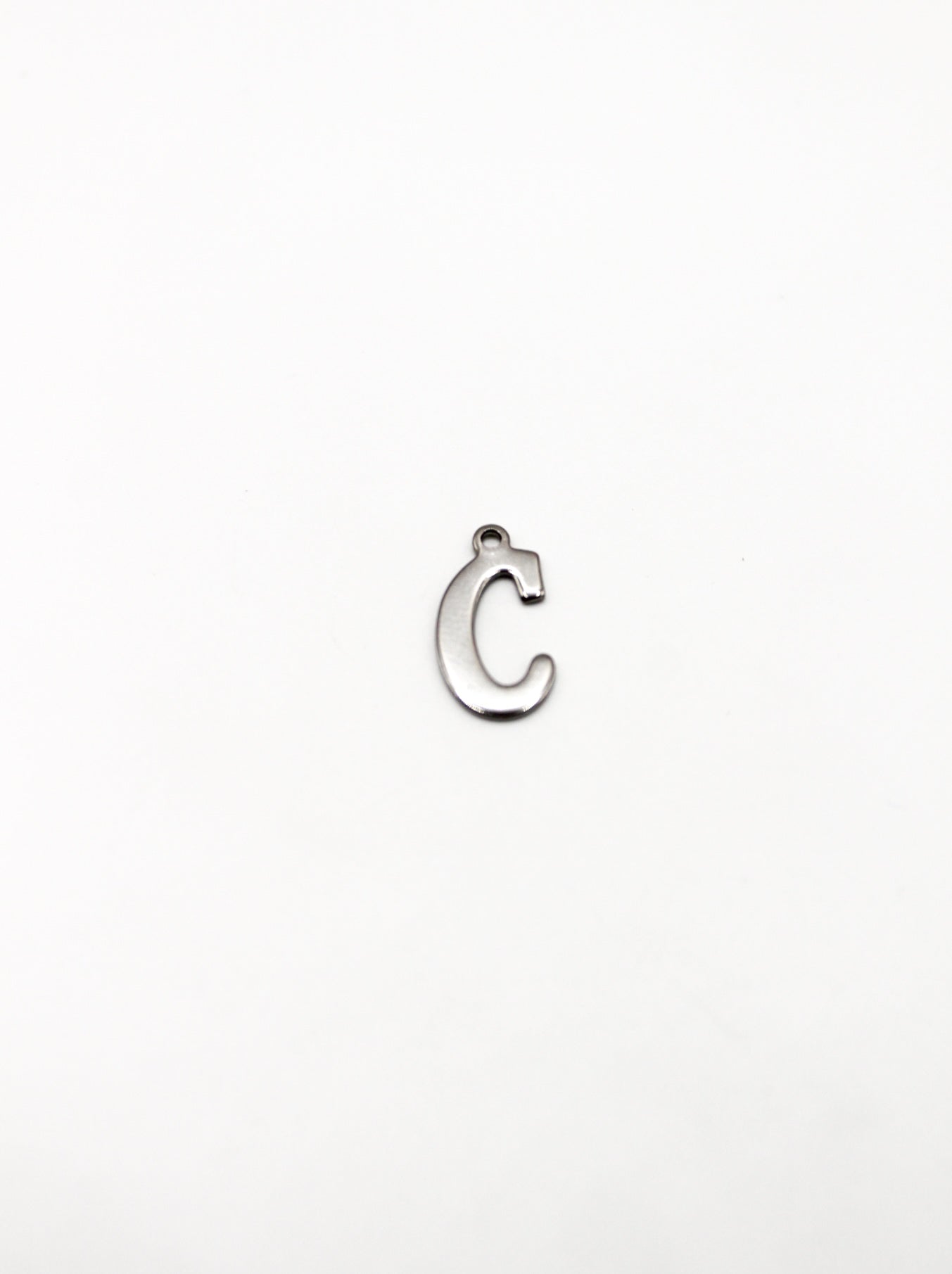 CHARM BUCHSTABE EDELSTAHL