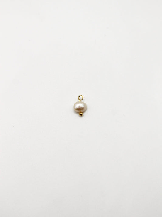 CHARM SÜßWASSERPERLE KLEIN EDELSTAHL VERGOLDET