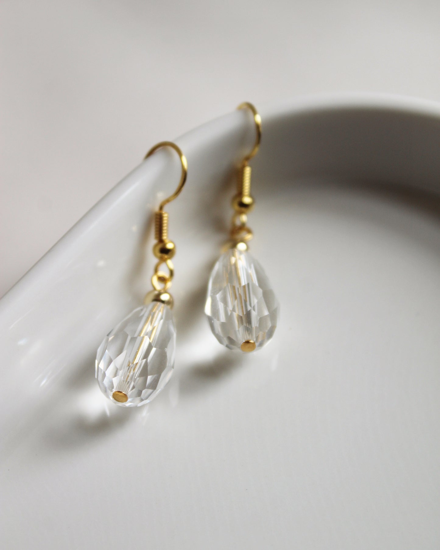 Ohrringe mit Tropfenperle