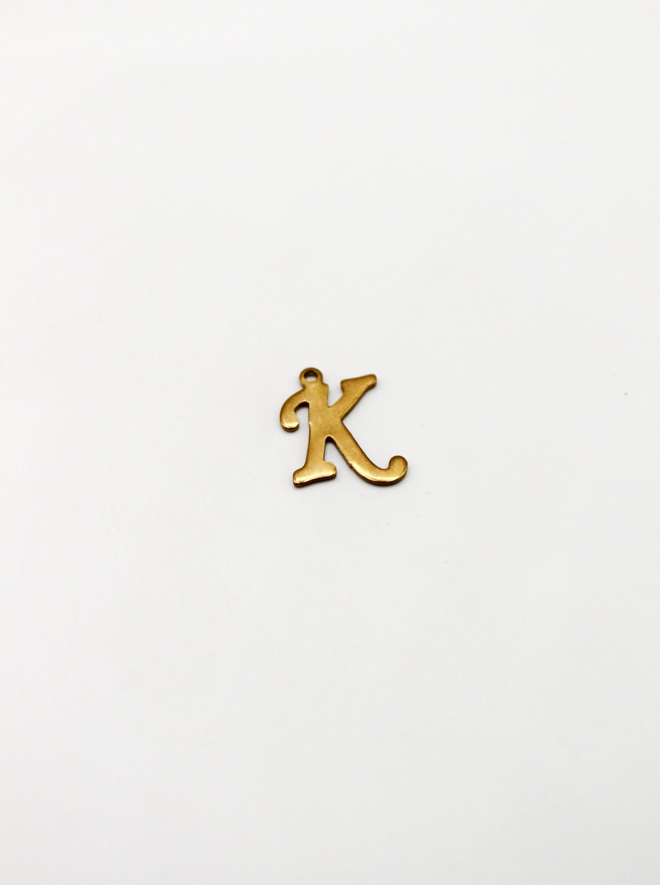 CHARM BUCHSTABE EDELSTAHL VERGOLDET