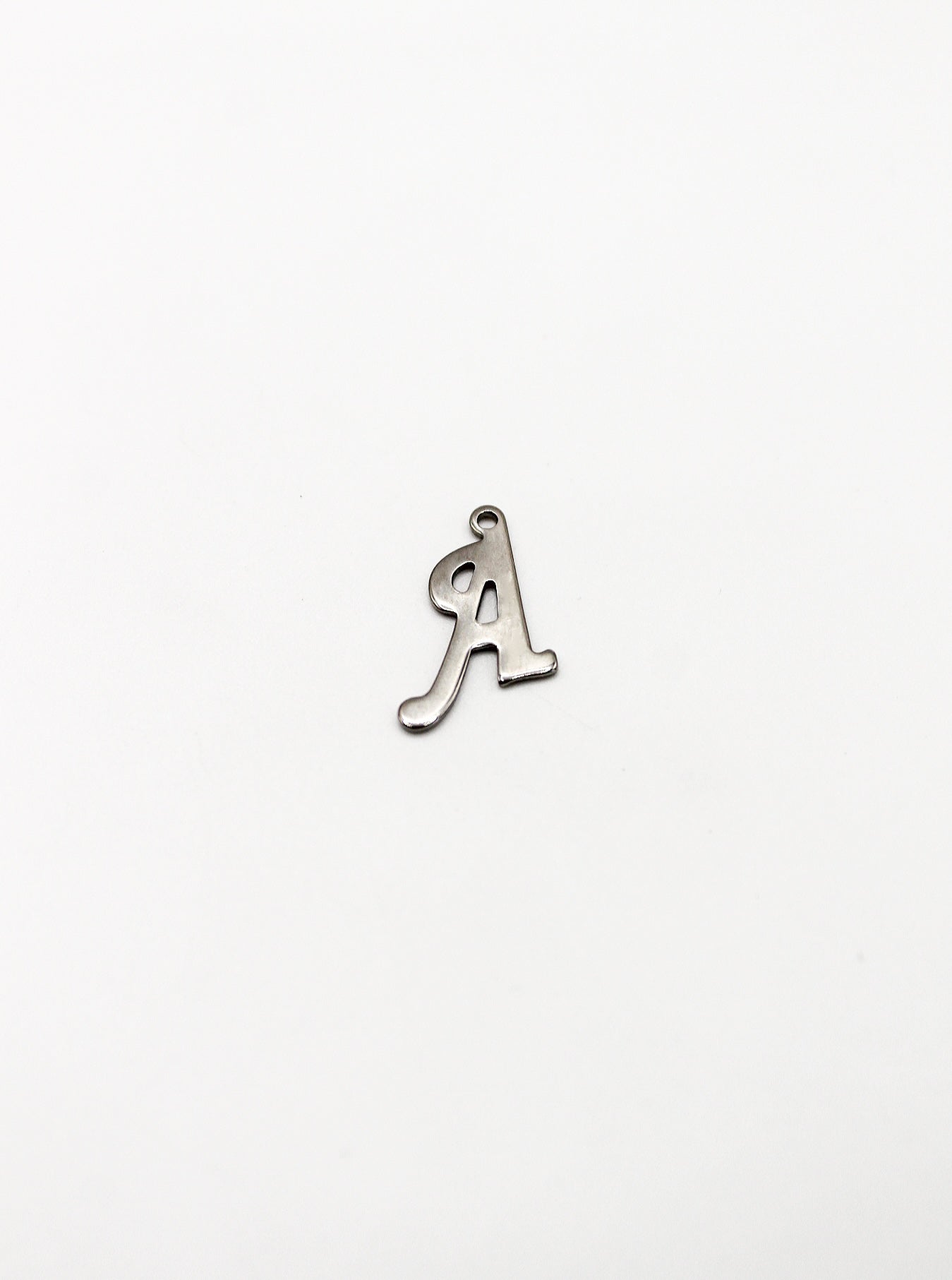 CHARM BUCHSTABE EDELSTAHL