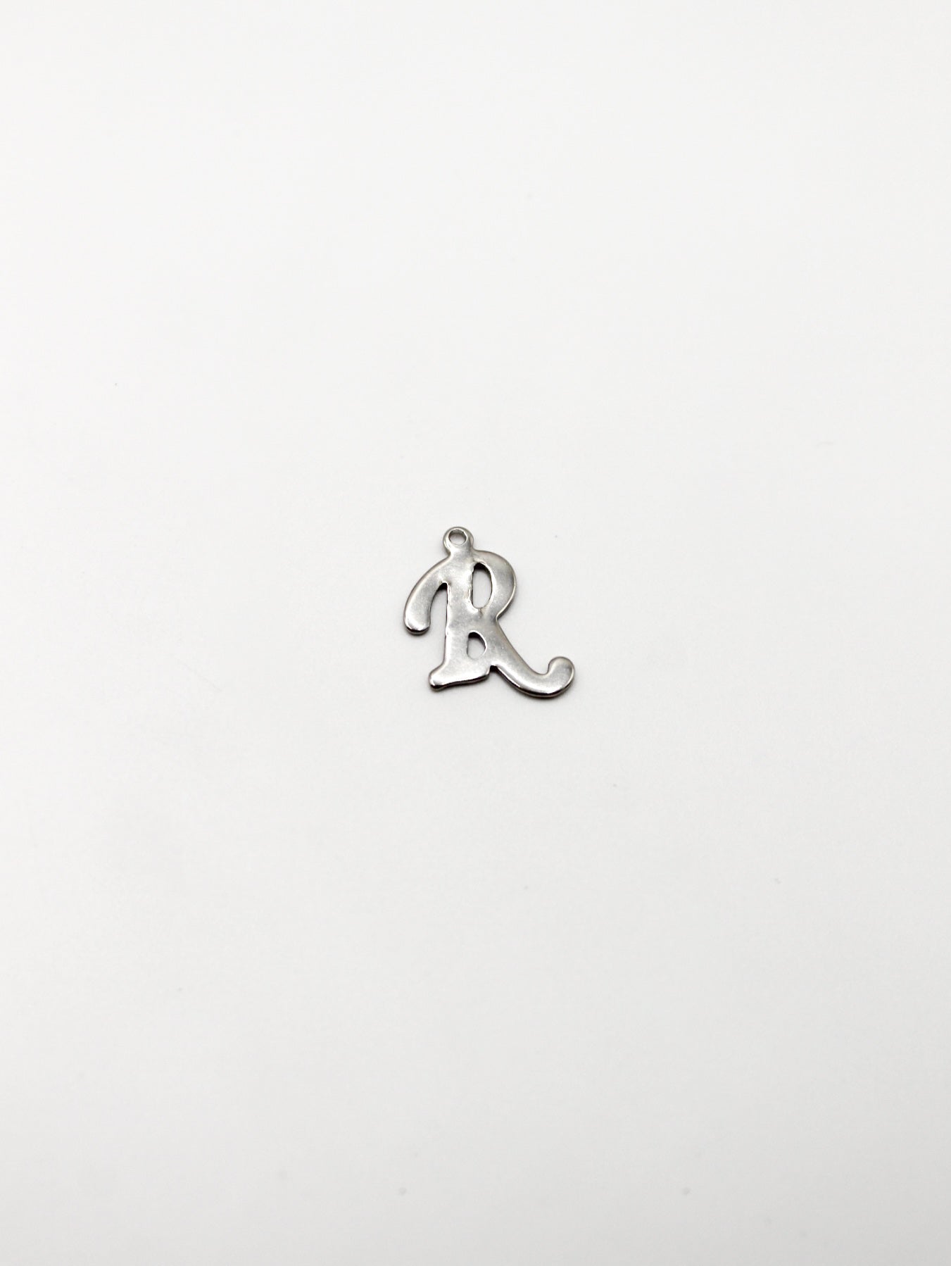 CHARM BUCHSTABE EDELSTAHL