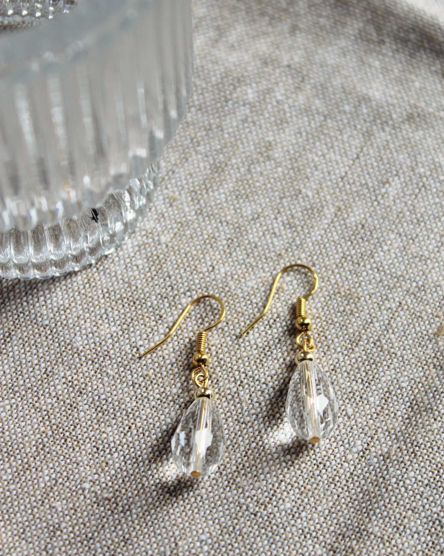 Ohrringe mit Tropfenperle