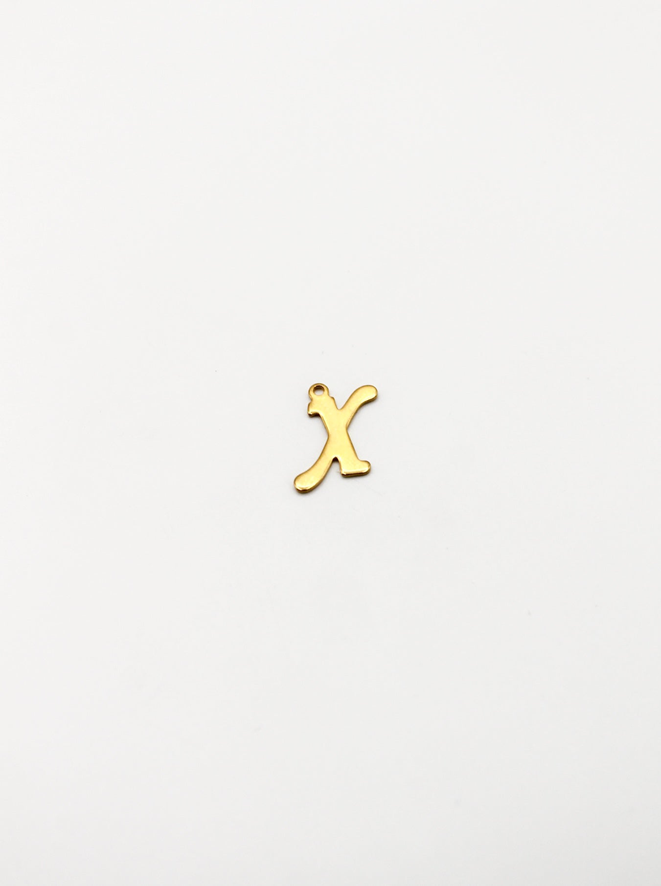 CHARM BUCHSTABE EDELSTAHL VERGOLDET