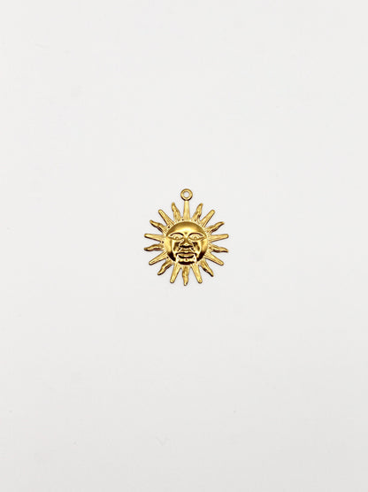 CHARM SONNE GESICHT EDELSTAHL VERGOLDET