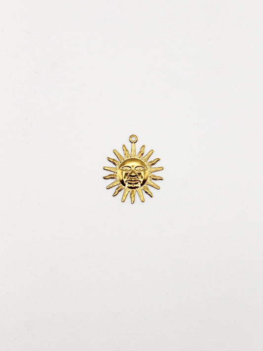 CHARM SONNE GESICHT EDELSTAHL VERGOLDET