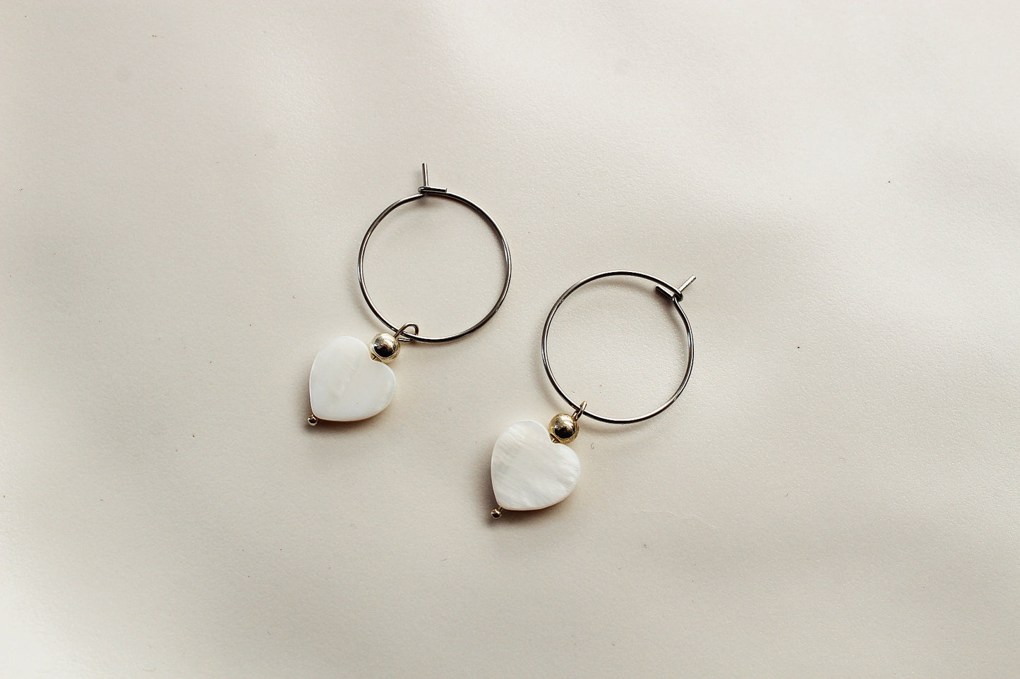 Creole mit Perlmutt Herzanhänger