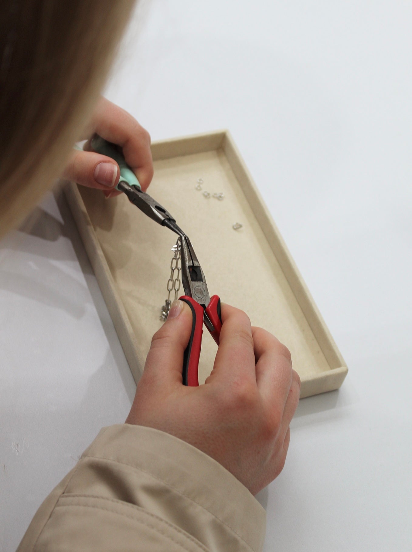 WORKSHOP TICKET "SCHMUCK DESIGNEN"